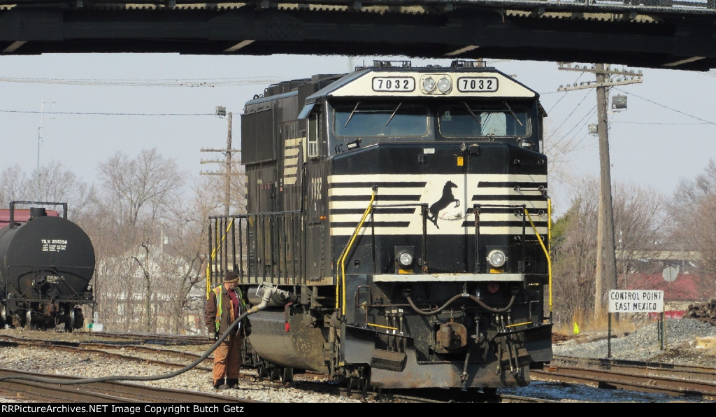 NS 7032